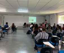 Saúde capacita técnicos na identificação de morcegos. Foto: SESA