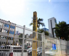 A Associação dos Servidores Públicos do Paraná (ASPP), entidade que congrega 54 mil funcionários do Estado, celebrou a decisão do governador Carlos Massa Ratinho Junior de antecipar o pagamento do 13º salário para o dia 4 de dezembro e a folha de dezembro e o terço de férias para o dia 23 de dezembro. 29/11/2019  -  Foto: Geraldo Bubniak/AEN