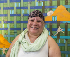 O olhar sensível de Alessandra Rocio de Andrade, aluna da APAE e estagiária de Educação Especial no Centro Juvenil de Artes (CJA) e no Museu Casa Alfredo Andersen (MCAA) de 2014 a 2019, deu origem à exposição fotográfica que leva seu nome. A mostra reúne imagens capturadas por Alessandra no primeiro semestre deste ano, quando participou da Oficina de Fotografia ministrada pelo fotógrafo Aurélio Peluso. 
