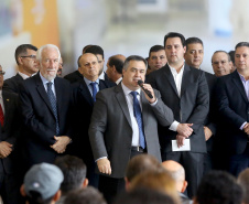 O governador Carlos Massa Ratinho Junior autorizou nesta terça-feira (3) o repasse de R$ 78 milhões para hospitais filantrópicos. Os recursos são destinados a obras (R$ 44,5 milhões) e equipamentos (R$ 33,5 milhões). É o maior pacote financeiro unificado da história às instituições, que atendem mais de 50% dos pacientes do Sistema Único de Saúde (SUS) no Paraná. Curitiba,03/12/2019 Foto:Jaelson Lucas / AEN