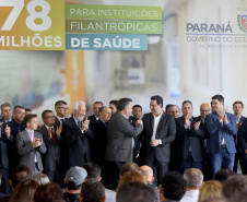O governador Carlos Massa Ratinho Junior autorizou nesta terça-feira (3) o repasse de R$ 78 milhões para hospitais filantrópicos. Os recursos são destinados a obras (R$ 44,5 milhões) e equipamentos (R$ 33,5 milhões). É o maior pacote financeiro unificado da história às instituições, que atendem mais de 50% dos pacientes do Sistema Único de Saúde (SUS) no Paraná. Curitiba,03/12/2019 Foto:Jaelson Lucas / AEN