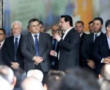 O governador Carlos Massa Ratinho Junior autorizou nesta terça-feira (3) o repasse de R$ 78 milhões para hospitais filantrópicos. Os recursos são destinados a obras (R$ 44,5 milhões) e equipamentos (R$ 33,5 milhões). É o maior pacote financeiro unificado da história às instituições, que atendem mais de 50% dos pacientes do Sistema Único de Saúde (SUS) no Paraná. Curitiba,03/12/2019 Foto:Jaelson Lucas / AEN