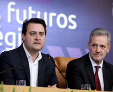 O governador Carlos Massa Ratinho Junior afirmou nesta quinta-feira (5) que a modernização do Estado passa pelo papel de fiscalização do Ministério Público do Paraná (MPPR) e pela construção de políticas conjuntas de atendimento social. Ele participou do Congresso Estadual do MPPR e de uma sessão plenária sobre planejamento estratégico do órgão, que acontecem em Curitiba.Foto Gilson Abreu/AEN