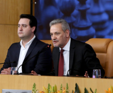 O governador Carlos Massa Ratinho Junior afirmou nesta quinta-feira (5) que a modernização do Estado passa pelo papel de fiscalização do Ministério Público do Paraná (MPPR) e pela construção de políticas conjuntas de atendimento social. Ele participou do Congresso Estadual do MPPR e de uma sessão plenária sobre planejamento estratégico do órgão, que acontecem em Curitiba.Foto Gilson Abreu/AEN