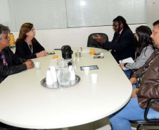 O Governo do Estado instituiu nesta semana um grupo de trabalho para discutir estratégias e propostas de valorização dos quilombolas e das comunidades tradicionais do Paraná. O decreto foi assinado pelo governador Carlos Massa Ratinho Junior.Foto: SEJUF