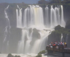 Turismo no Paraná tem o melhor desempenho do ano em outubro -  Foz do Iguaçu. Foto: José Fernando Ogura/AEN