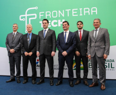 O Governador Carlos Massa Ratinho Junior e o ministro da Justiça e Segurança Pública, Sergio Moro, inauguram nesta segunda-feira (16),  em Foz do Iguaçu, as operações do Fronteira Tech  na Ponte Internacional da Amizade, que liga Foz do Iguaçu/PR à Ciudad del Este/PY. A iniciativa promover o uso de tecnologias digitais com foco na segurança pública. Foz do Iguaçu, 16/12/2019 -  Foto: Geraldo Bubniak/AEN