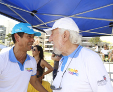 O vice-governador Darci Piana esteve neste sábado (11) no tradicional Futebol das Estrelas, em Matinhos, e destacou que a programação esportiva do Verão Maior é um vetor especial do turismo do Litoral e das praias de água doce do Estado. O Athletiba inaugural de 2020 deu largada a um calendário que engloba aulas de ginástica, torneios de vôlei, balonismo e muito mais. Foto: Gilson Abreu/AEN