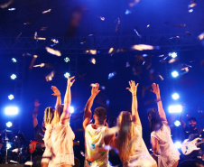 Show de Jerry Smith reúne mais de 20 mil em Matinhos. Foto:SESP