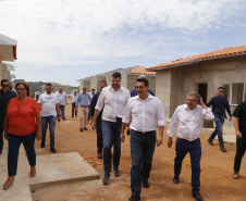 O governador Carlos Massa Ratinho Junior entrega 200 casas a famílias de Jaguariaíva.  Foto: Gilson Abreu/AEN