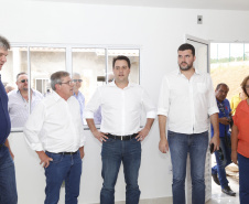 O governador Carlos Massa Ratinho Junior entrega 200 casas a famílias de Jaguariaíva.  Foto: Gilson Abreu/AEN