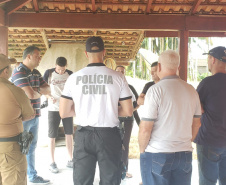 Polícia Civil participa de ação comunitária em Guaratuba. Foto: Polícia Civil