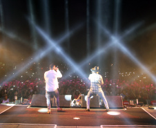 Em um mês de operação, o Verão Maior 2019/2020 apresentou a maior programação de entretenimento do litoral do estado da história. Cerca de 90 mil pessoas alcançadas pelos shows do Palco Verão Maior, além de outras milhares beneficiadas com mais serviços de saúde, segurança, saneamento e lazer.