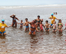 Em um mês de operação, o Verão Maior 2019/2020 apresentou a maior programação de entretenimento do litoral do estado da história. Cerca de 90 mil pessoas alcançadas pelos shows do Palco Verão Maior, além de outras milhares beneficiadas com mais serviços de saúde, segurança, saneamento e lazer.Foto: Esporte Paraná