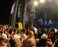 Show de Alexandre Pires em Matinhos nesta sexta-feira (24). O show é gratuitos e faz parte da programação cultural do Verão Maior e são promovidos pelo Governo do Estado em parceria com a Renault do Brasil.    Matinhos, 24/01/2020 -  Foto: Geraldo Bubniak/AEN