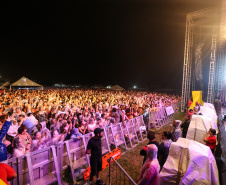 Show de Alexandre Pires em Matinhos nesta sexta-feira (24). O show é gratuitos e faz parte da programação cultural do Verão Maior e são promovidos pelo Governo do Estado em parceria com a Renault do Brasil.    Matinhos, 24/01/2020 -  Foto: Geraldo Bubniak/AEN