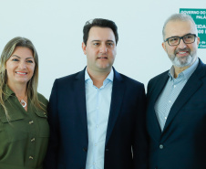 O governador Carlos Massa Ratinho Junior reúne-se com a bancada de deputados federais do Paraná.