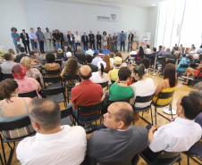 A Superintendência Geral de Diálogo e Interação Social do Governo do Estado (Sudis) lança nesta quinta-feira (30), às 14h, o Grupo de Trabalho dos Povos e Comunidades Tradicionais do Paraná. Presentes: o superintendente de Diálogo e Integração Social, Mauro Rockenbach; secretários: de Desenvolvimento Urbano, João Carlos Ortega; de Justiça, Família e Trabalho, Ney Leprevost; entre outros.
Curitiba, 30-01-20.
Foto: Arnaldo Alves / AEN.
