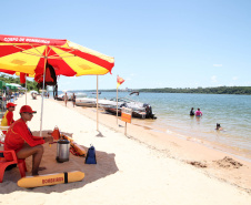 As atividades do Verão Maior, do Governo do Estado, também estão presentes na Costa Noroeste. Os balneários do Rio Paraná, que recebem milhares de turistas, principalmente em fim de semana, contam com reforço na área de segurança, orientações e testes rápidos feitos pelas equipes da Saúde, campeonatos e atividades de esporte e lazer.Foto: Ari Dias/AEN