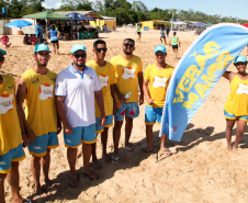 As atividades do Verão Maior, do Governo do Estado, também estão presentes na Costa Noroeste. Os balneários do Rio Paraná, que recebem milhares de turistas, principalmente em fim de semana, contam com reforço na área de segurança, orientações e testes rápidos feitos pelas equipes da Saúde, campeonatos e atividades de esporte e lazer.Foto: Ari Dias/AEN