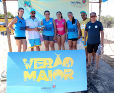 As atividades do Verão Maior, do Governo do Estado, também estão presentes na Costa Noroeste. Os balneários do Rio Paraná, que recebem milhares de turistas, principalmente em fim de semana, contam com reforço na área de segurança, orientações e testes rápidos feitos pelas equipes da Saúde, campeonatos e atividades de esporte e lazer.Foto: Ari Dias/AEN