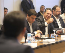 O governador Carlos Massa Ratinho Junior participa da reunião semanal com o secretariado. N/F: secretário de Desenvolvimento Sustentável e Turismo, Márcio Nunes.
Curitiba, 04-02-20.
Foto: Arnaldo Alves / AEN.