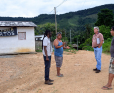 Questionário encaminhado às prefeituras vai ajudar a localizar os povos tradicionais e as iniciativas da sociedade, facilitando a formulação de políticas públicas em áreas de interesse social. Medida faz parte do programa Diálogo Paraná Itinerante.
Foto: SUDIS