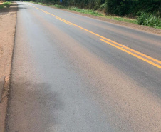 O Departamento de Estradas de Rodagem do Paraná (DER/PR) está concluindo os serviços de melhorias no pavimento da rodovia PRC-487, no trecho de Campo Mourão até a ponte do Rio Muquilão, no centro oeste paranaense.  -  Curitiba, 13/02/2020  -  Foto: Divulgação DER