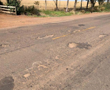 O Departamento de Estradas de Rodagem do Paraná (DER/PR) está concluindo os serviços de melhorias no pavimento da rodovia PRC-487, no trecho de Campo Mourão até a ponte do Rio Muquilão, no centro oeste paranaense.  -  Curitiba, 13/02/2020  -  Foto: Divulgação DER