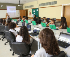 Cerca de 1.100 estudantes do Ensino Fundamental e Ensino Médio, de Sarandi, Noroeste do Paraná, são beneficiados com a nova estrutura da Escola Estadual Vereador Luiz Zanchim, inaugurada nesta sexta-feira (14), pelo governador Carlos Massa Ratinho Junior.  -  Sarandi, 14/02/2020  -  Foto: Jaelson Lucas/AEN