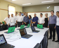 Cerca de 1.100 estudantes do Ensino Fundamental e Ensino Médio, de Sarandi, Noroeste do Paraná, são beneficiados com a nova estrutura da Escola Estadual Vereador Luiz Zanchim, inaugurada nesta sexta-feira (14), pelo governador Carlos Massa Ratinho Junior.  -  Sarandi, 14/02/2020  -  Foto: Jaelson Lucas/AEN