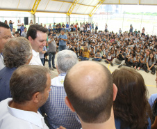 Cerca de 1.100 estudantes do Ensino Fundamental e Ensino Médio, de Sarandi, Noroeste do Paraná, são beneficiados com a nova estrutura da Escola Estadual Vereador Luiz Zanchim, inaugurada nesta sexta-feira (14), pelo governador Carlos Massa Ratinho Junior.  -  Sarandi, 14/02/2020  -  Foto: Jaelson Lucas/AEN