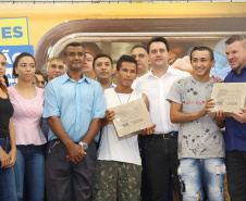 Cerca de 1.100 estudantes do Ensino Fundamental e Ensino Médio, de Sarandi, Noroeste do Paraná, são beneficiados com a nova estrutura da Escola Estadual Vereador Luiz Zanchim, inaugurada nesta sexta-feira (14), pelo governador Carlos Massa Ratinho Junior.  -  Sarandi, 14/02/2020  -  Foto: Jaelson Lucas/AEN