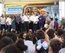 Cerca de 1.100 estudantes do Ensino Fundamental e Ensino Médio, de Sarandi, Noroeste do Paraná, são beneficiados com a nova estrutura da Escola Estadual Vereador Luiz Zanchim, inaugurada nesta sexta-feira (14), pelo governador Carlos Massa Ratinho Junior.  -  Sarandi, 14/02/2020  -  Foto: Jaelson Lucas/AEN