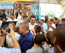 Cerca de 1.100 estudantes do Ensino Fundamental e Ensino Médio, de Sarandi, Noroeste do Paraná, são beneficiados com a nova estrutura da Escola Estadual Vereador Luiz Zanchim, inaugurada nesta sexta-feira (14), pelo governador Carlos Massa Ratinho Junior.  -  Sarandi, 14/02/2020  -  Foto: Jaelson Lucas/AEN