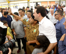 Cerca de 1.100 estudantes do Ensino Fundamental e Ensino Médio, de Sarandi, Noroeste do Paraná, são beneficiados com a nova estrutura da Escola Estadual Vereador Luiz Zanchim, inaugurada nesta sexta-feira (14), pelo governador Carlos Massa Ratinho Junior.  -  Sarandi, 14/02/2020  -  Foto: Jaelson Lucas/AEN