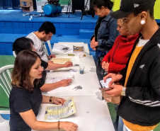 A primeira feira de serviços - Paraná Cidadão de 2020 realizado em Fazenda Rio Grande, Região Metropolitana de Curitiba, atendeu centenas de pessoas no Ginásio de Esportes da Escola Municipal 26 de Janeiro (CAIC), no bairro Nações.  -  Fazenda Rio Grande, 14/02/2020  -  Foto: Divulgação SEJUF