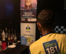 A Força-Tarefa Infância Segura da Secretaria de Justiça, Família e Trabalho iniciou na noite desta sexta-feira (14) a Operação Integrada de Carnaval no litoral, com a participação da Polícia Militar, Corpo de Bombeiros, Polícia Civil, Polícia Científica e Conselho Tutelar e foco na prevenção de crimes e violências contra crianças e adolescentes e no combate à exploração sexual infantil.  - 14/02/2020  -  Foto: Divulgação SEJUF