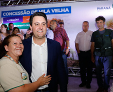 O governador Carlos Massa Ratinho Junior assinou nesta quarta-feira (19) o contrato de concessão de áreas do Parque Estadual Vila Velha, em Ponta Grossa, nos Campos Gerais, para a empresa Eco Parques do Brasil S/A. 