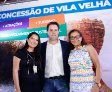 O governador Carlos Massa Ratinho Junior assinou nesta quarta-feira (19) o contrato de concessão de áreas do Parque Estadual Vila Velha, em Ponta Grossa, nos Campos Gerais, para a empresa Eco Parques do Brasil S/A. 