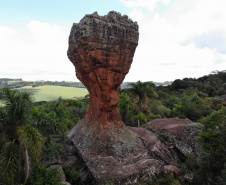 Parque Vila Velha, Furnas e lagoa dourada
Foto Gilson Abreu/Aen