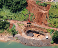 Obras de construção da Ponte da Integração Brasil e Paraguai, em Foz do Iguaçu.  -  Foz do Iguaçu, 28/02/2020  -  Foto: Rodrigo Félix Leal/AEN
