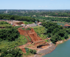 Obras de construção da Ponte da Integração Brasil e Paraguai, em Foz do Iguaçu.  -  Foz do Iguaçu, 28/02/2020  -  Foto: Rodrigo Félix Leal/AEN