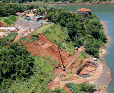 Obras de construção da Ponte da Integração Brasil e Paraguai, em Foz do Iguaçu.  -  Foz do Iguaçu, 28/02/2020  -  Foto: Rodrigo Félix Leal/AEN