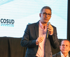 Goverandor Romeu Zema do Estado Minas Gerais.  Governadores de sete estados participam neste sábado (29), em Foz do Iguaçu, do sexto encontro do Consórcio de Integração Sul e Sudeste (Cosud). O encontro acontece no Hotel Wish.   29/02/2020 -  Foto: Geraldo Bubniak/AEN