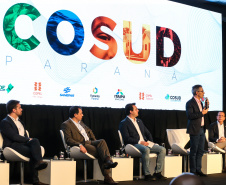 Goverandor Romeu Zema do Estado Minas Gerais.  Governadores de sete estados participam neste sábado (29), em Foz do Iguaçu, do sexto encontro do Consórcio de Integração Sul e Sudeste (Cosud). O encontro acontece no Hotel Wish.   29/02/2020 -  Foto: Geraldo Bubniak/AEN