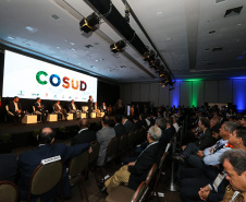 Governadores de sete estados participam neste sábado (29), em Foz do Iguaçu, do sexto encontro do Consórcio de Integração Sul e Sudeste (Cosud). O encontro acontece no Hotel Wish.   29/02/2020 -  Foto: Geraldo Bubniak/AEN
