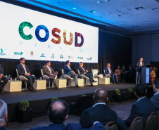 Governadores de sete estados participam neste sábado (29), em Foz do Iguaçu, do sexto encontro do Consórcio de Integração Sul e Sudeste (Cosud). O encontro acontece no Hotel Wish.   29/02/2020 -  Foto: Geraldo Bubniak/AEN