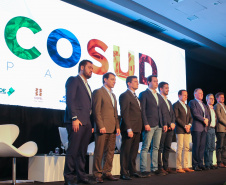 Governadores de sete estados participam neste sábado (29), em Foz do Iguaçu, do quinto encontro do Consórcio de Integração Sul e Sudeste (Cosud). O encontro acontece no Hotel Wish.   29/02/2020 -  Foto: Geraldo Bubniak/AEN