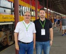 A empresa pública Portos do Paraná esteve presente no curso sobre o uso do Canal do Panamá como alternativa para o escoamento da produção até a Ásia, que começou segunda-feira e se encerrou nesta quarta-feira (4), na Cidade do Panamá. Nos três dias, representantes das autoridades portuárias de países da América Latina, agências e empresas do setor conheceram em detalhes este elo logístico mundial, vantagens e desvantagens dessa rota.Foto: Portos do Paraná